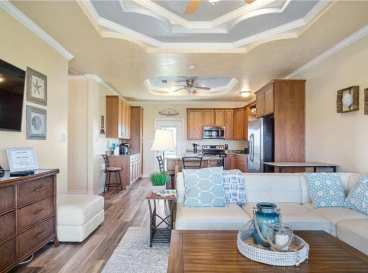Fancy Nancy 2 Min Walk To Beach, Lyft, Pet-Friendly Bolivar Peninsula ภายนอก รูปภาพ